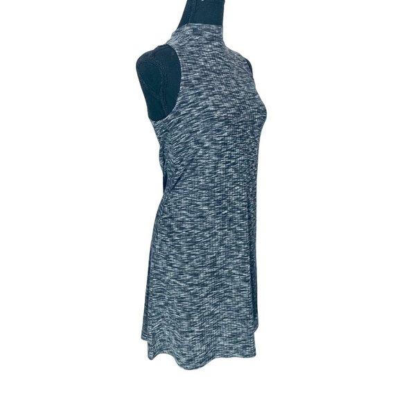 Alya - Knee Length Sleeveless Gray Dress - XS - Picture 2 of 8